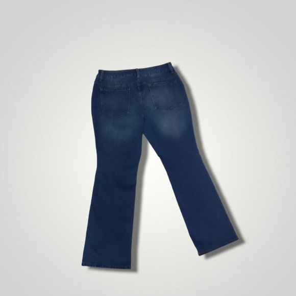 Faded Glory Low Rise Med Wash Ultimate Boot Jeans Size 14P - Picture 3 of 7